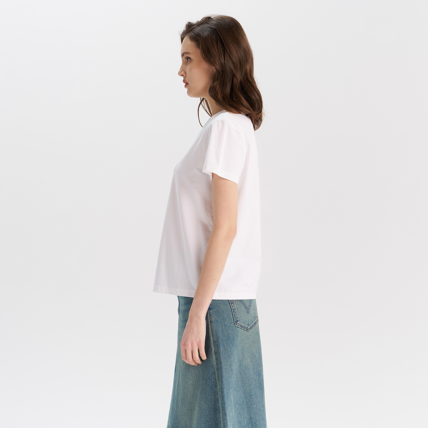 Levi's® Women's Gradient Logo Crew Neck T-Shirt