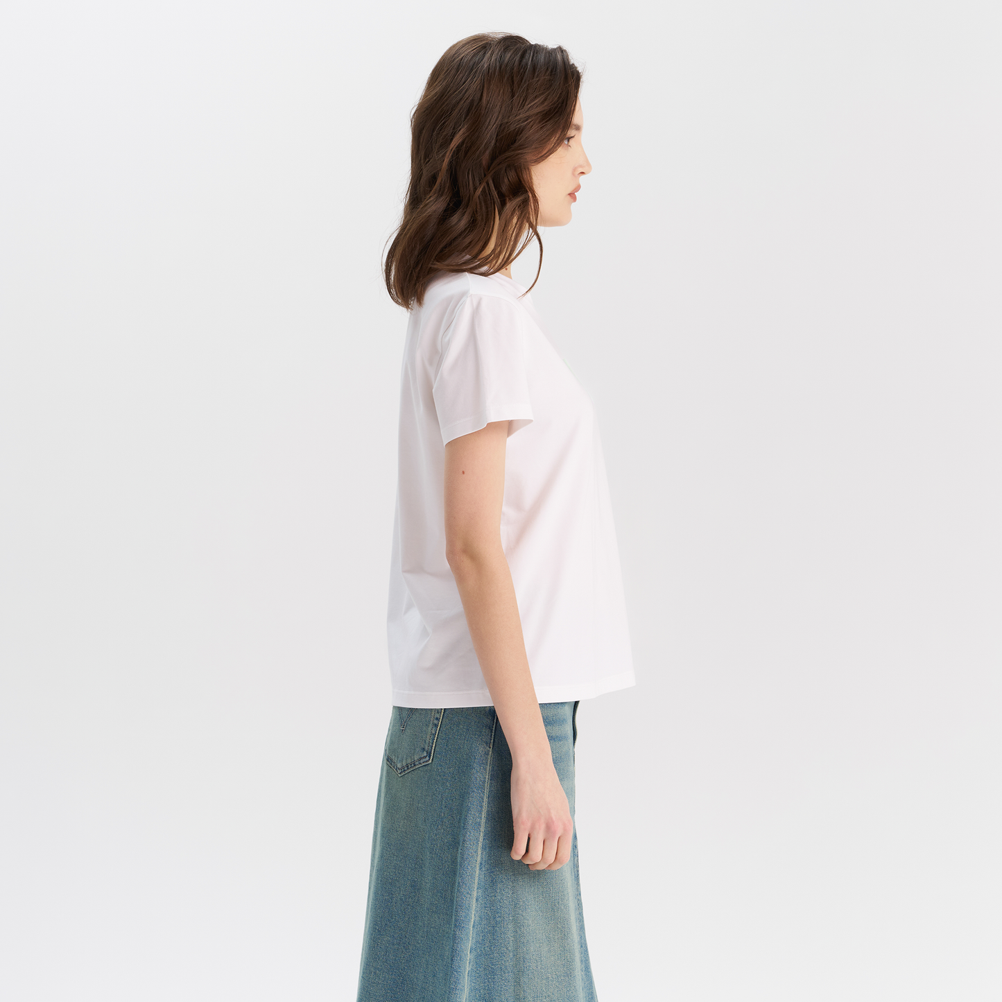 Levi's® Women's Gradient Logo Crew Neck T-Shirt