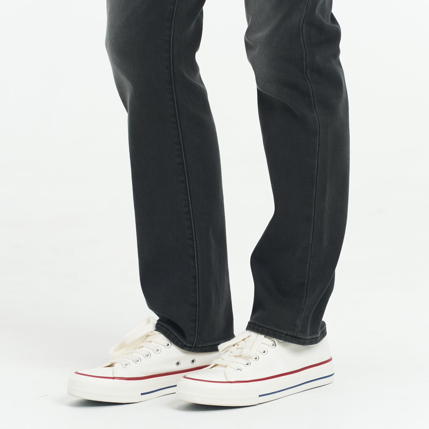 Levi's® Performance Warm 724™ High-Waisted Straight Jeans