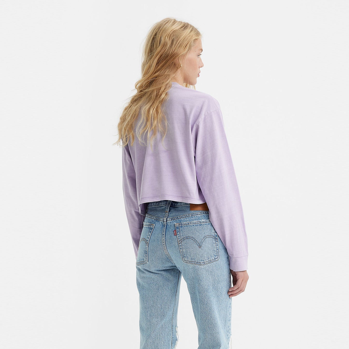 Levi's® Women's Graphic Long Sleeve Reese Cropped Tee