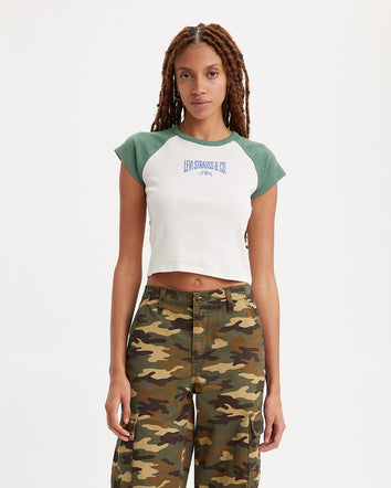 levi's® women's graphic girlfriend t-shirt A61320005XS- White  – Levi's Hong Kong