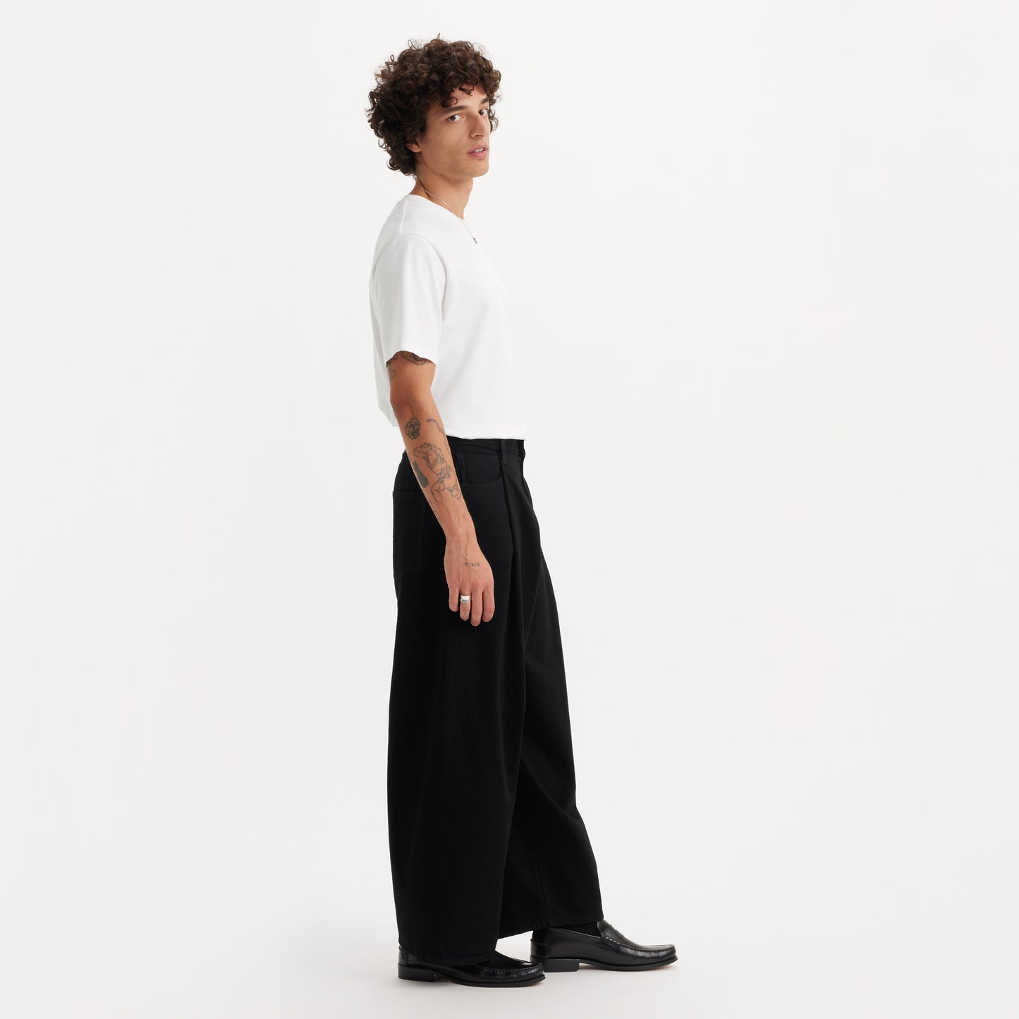 Levi's® Men's Made Of Japan Denim Wide-Leg Pleat Jeans