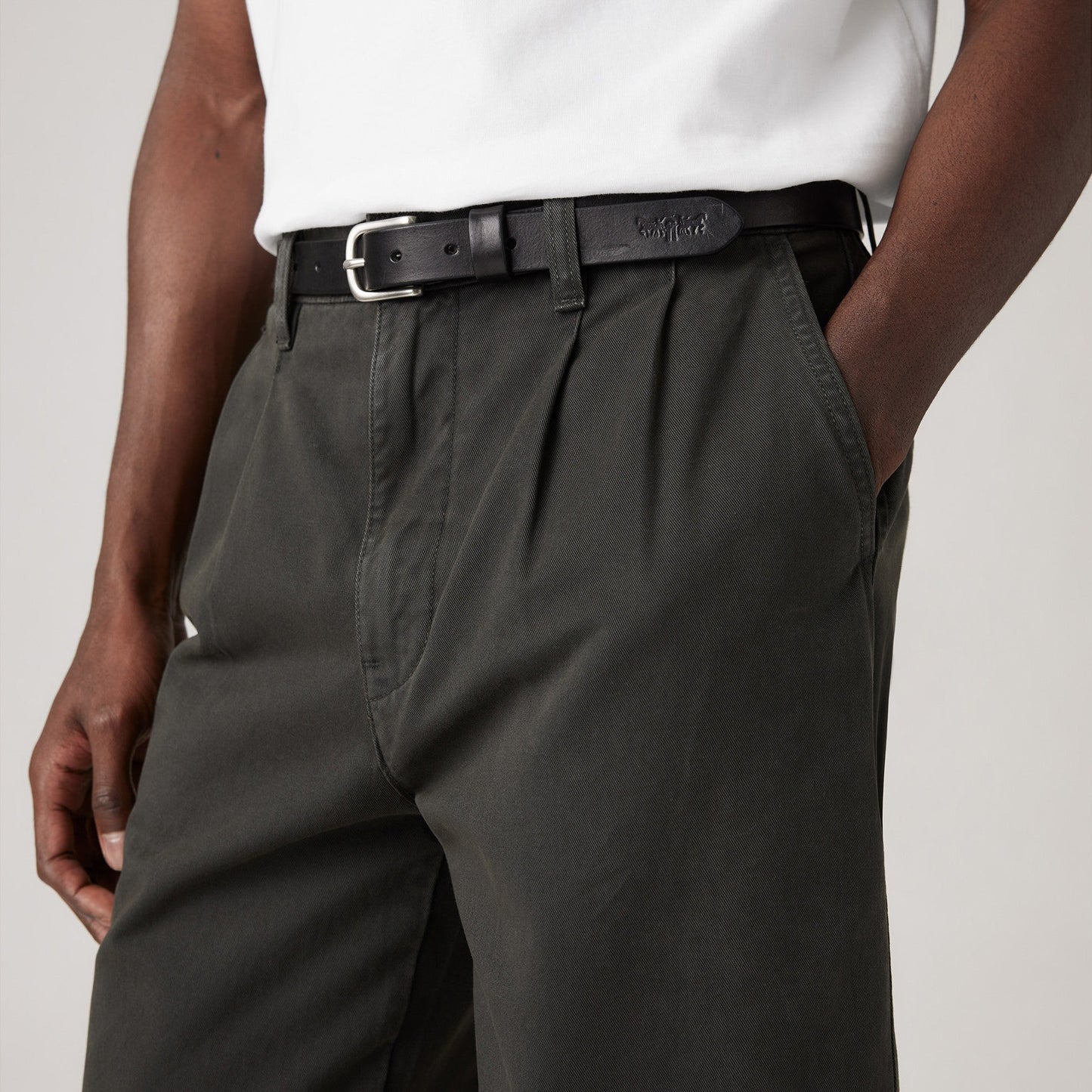 Levi's® Men's XX Chino Loose Straight Pleated Pants