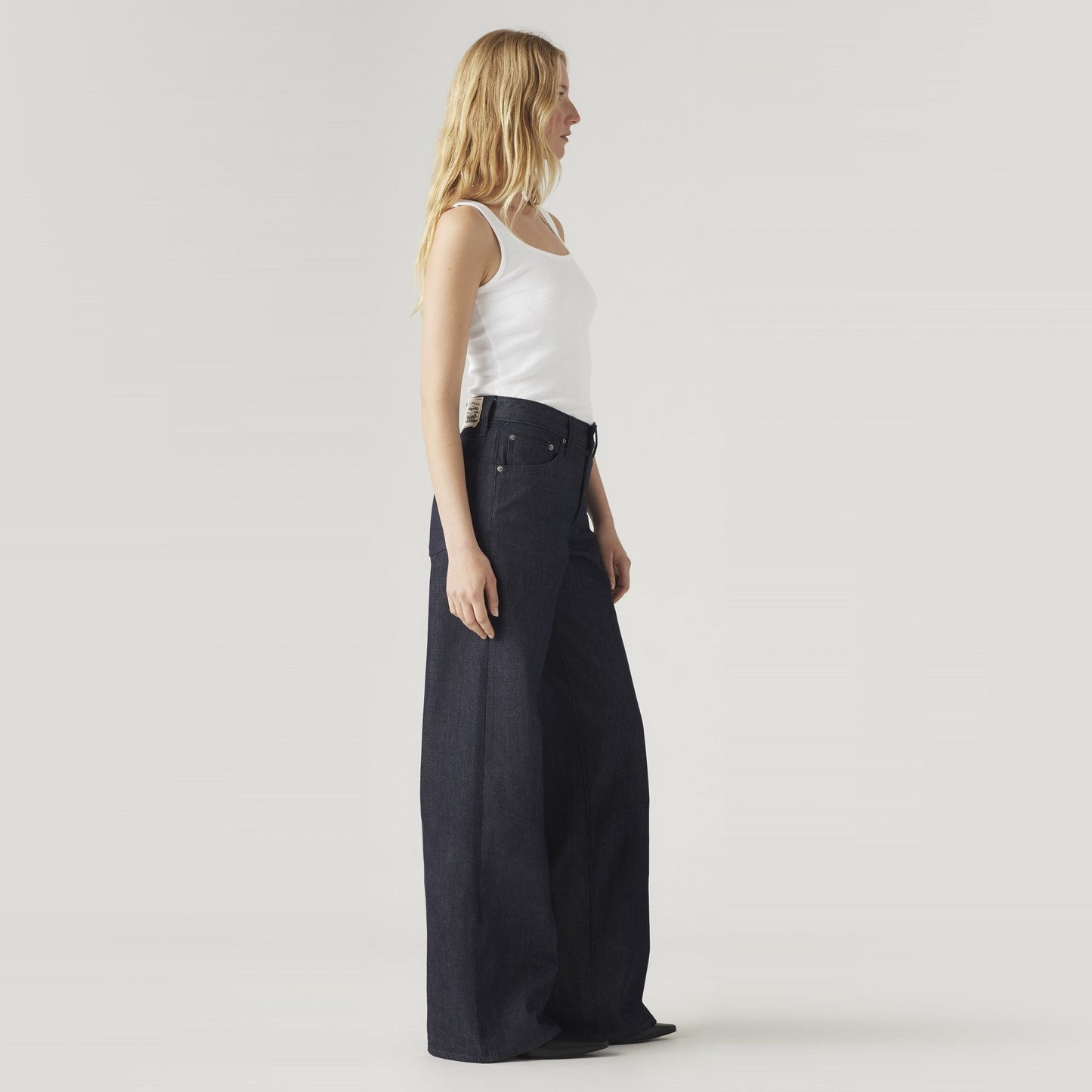 Levi's® WellThread® Women's XL Straight Pants