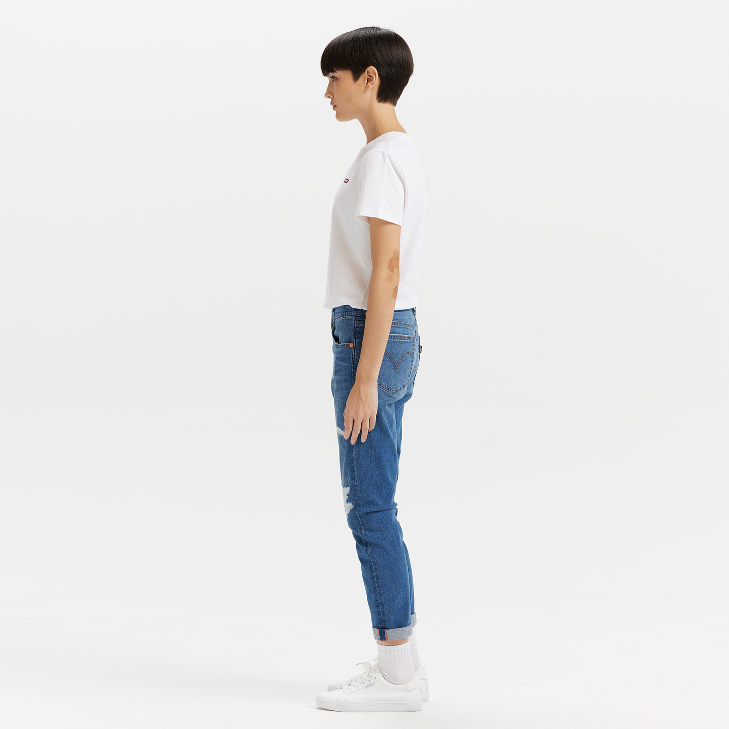 Levi’s® Boyfriend中腰錐形牛仔褲 | 女款