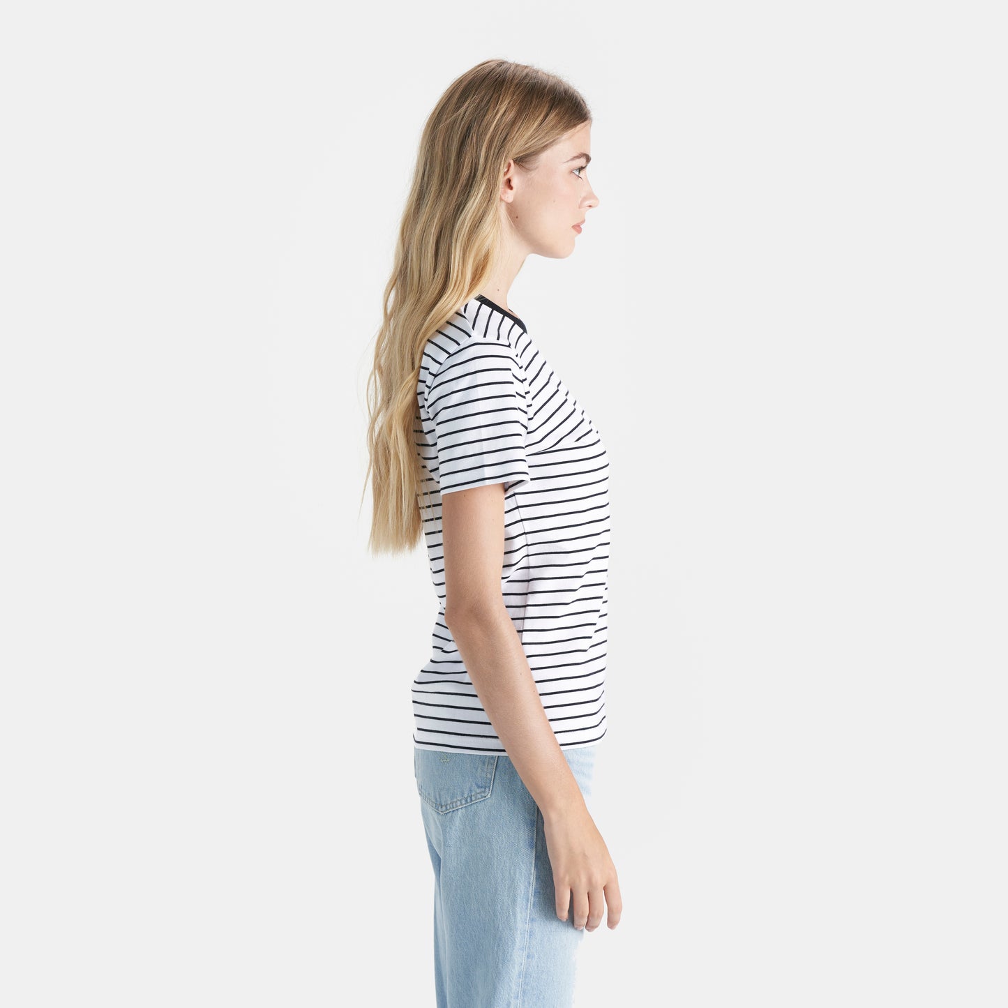 Levi's® 休閒LOGO短袖T恤| 女裝