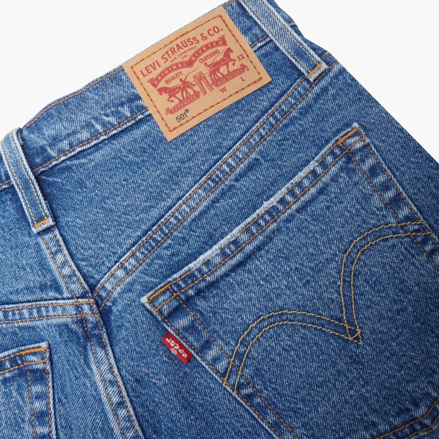 Levi's® 501® 原創高腰牛仔短褲 | 女裝