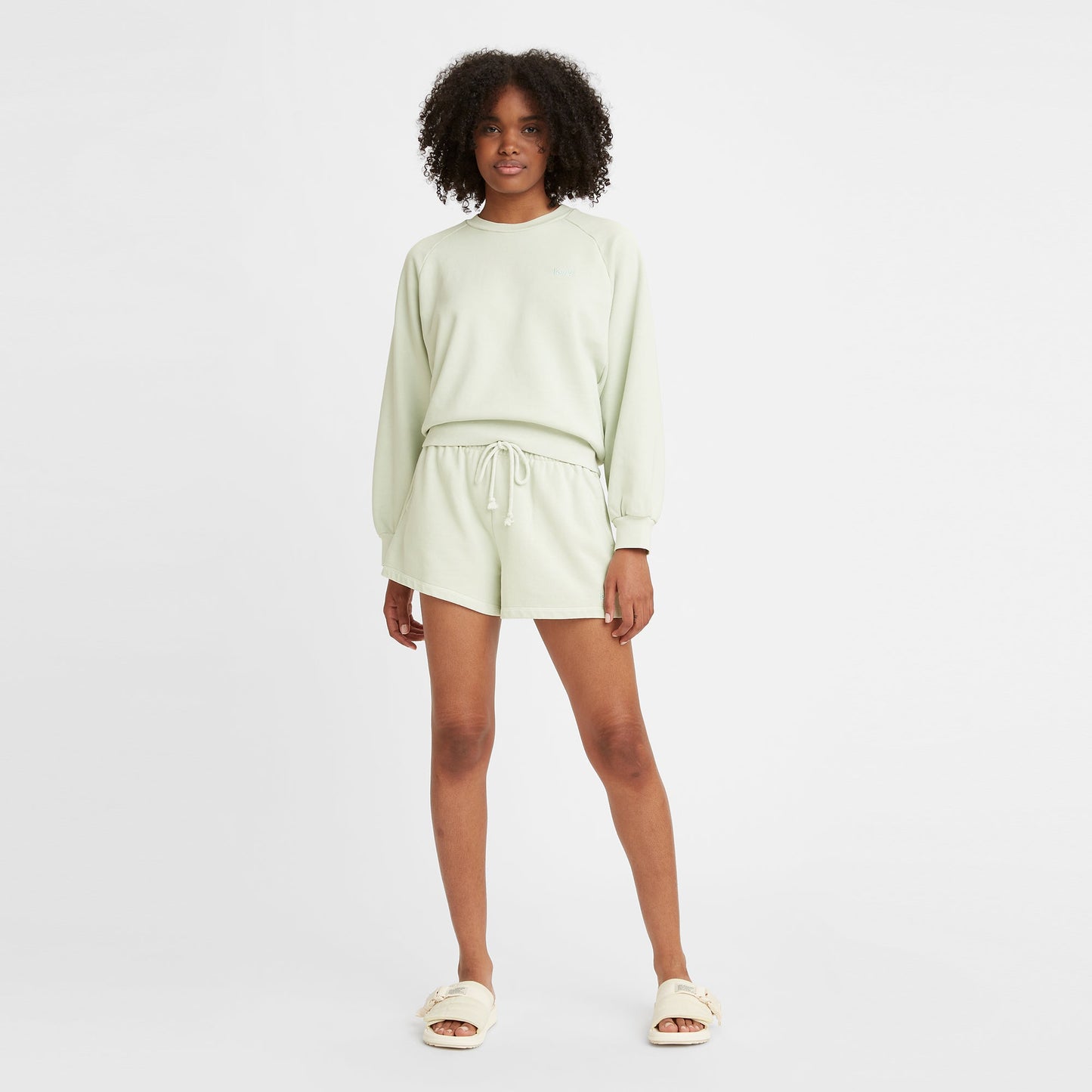 Levi's®休閒運動短褲 | 女裝