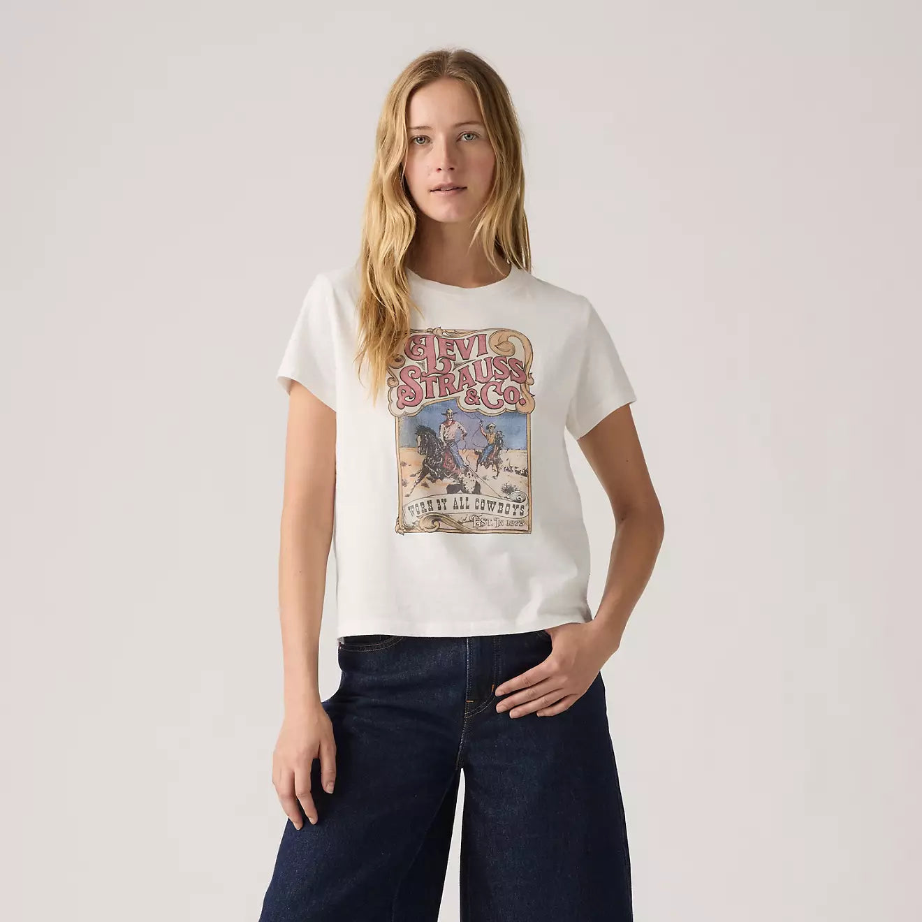 Levi's® Women's Graphic Boxy T-Shirt