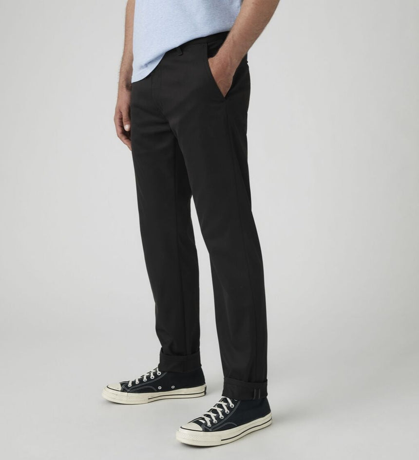 levi's® men's xx chino standard taper tech+ 001K900002932 Meteorite Stretch Tech Twill – Levi's Hong Kong