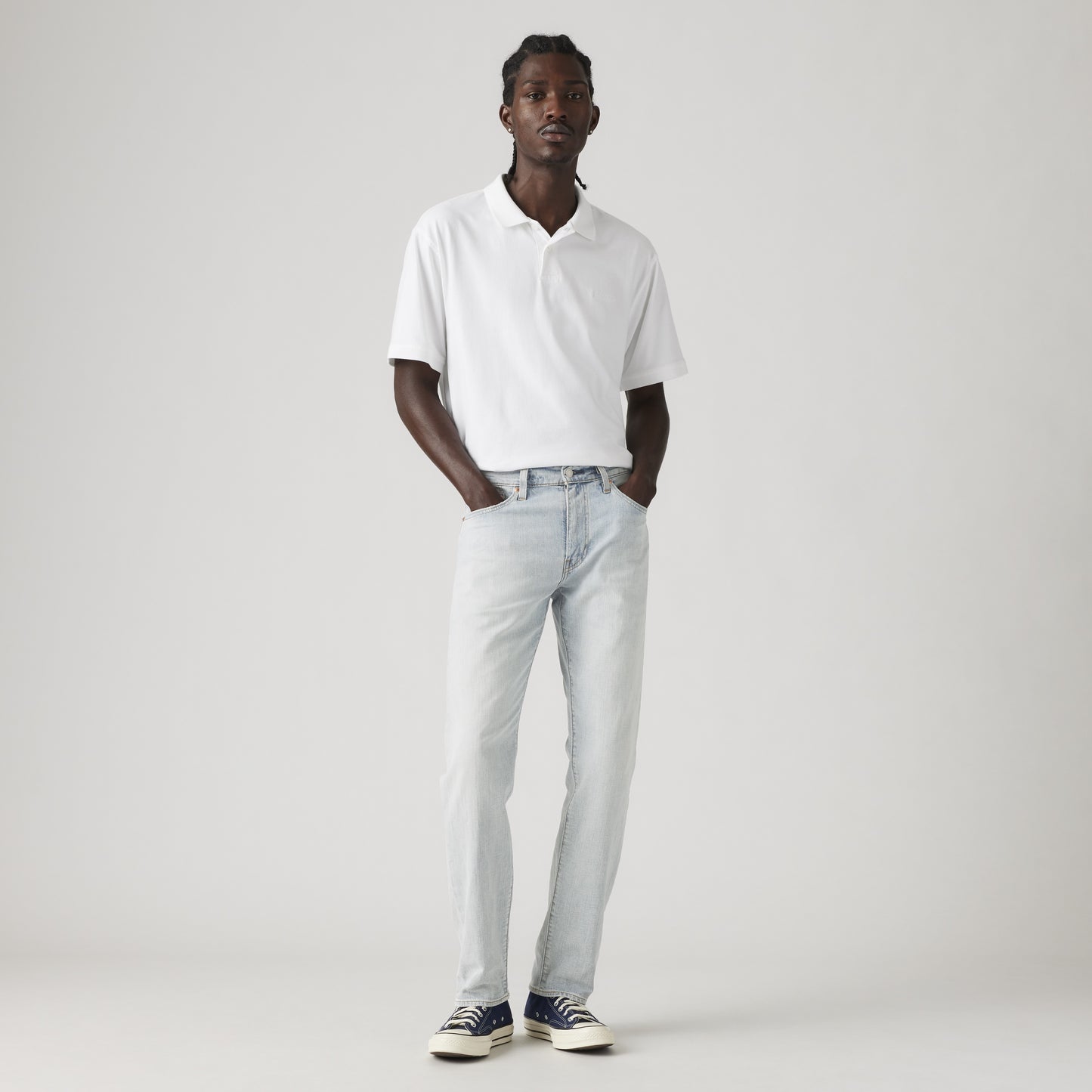 Levi's® Men's 502™ Taper Lightweight Jeans