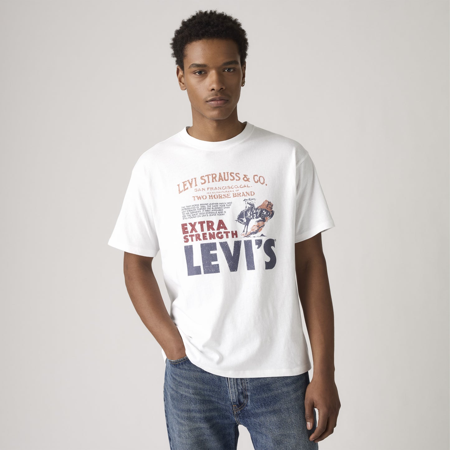 Levi's® 印花復古版型T-Shirt | 男裝 - Black | Levi's HK