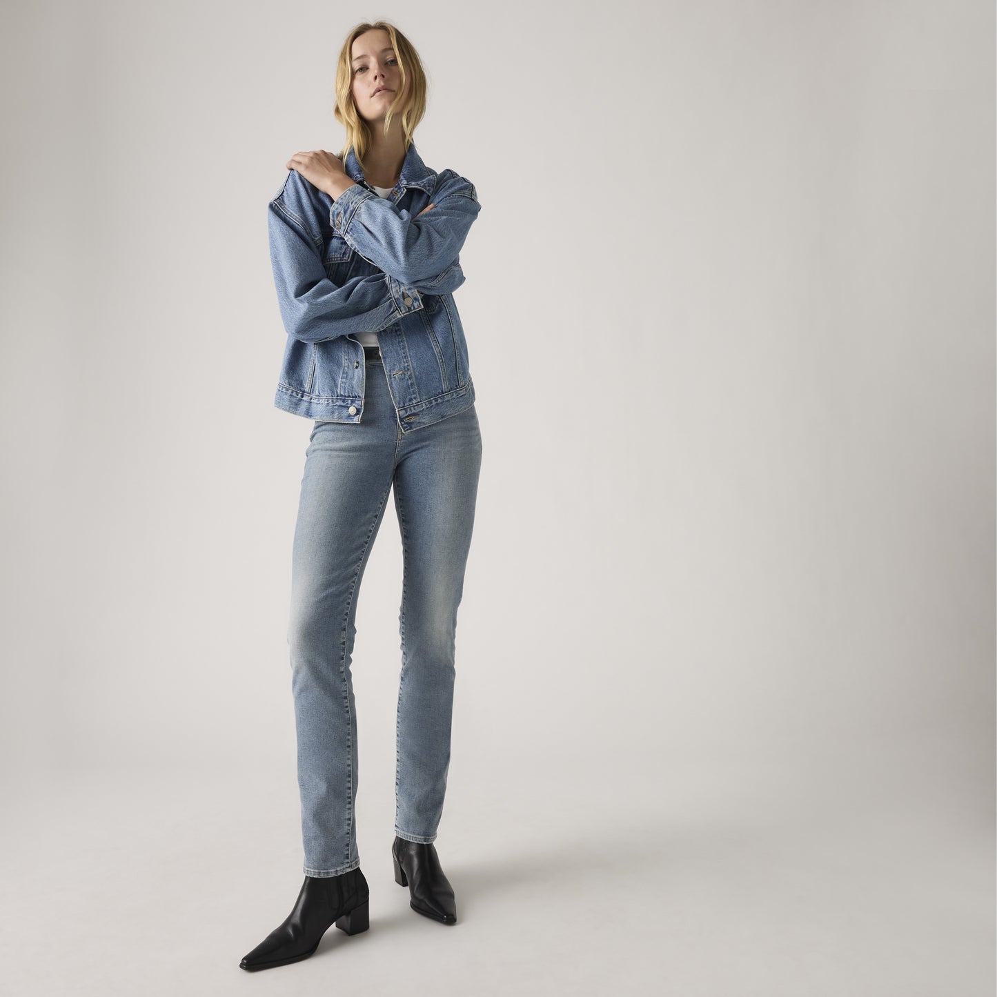 Levi's® Women's 724 High-Rise Straight Jeans