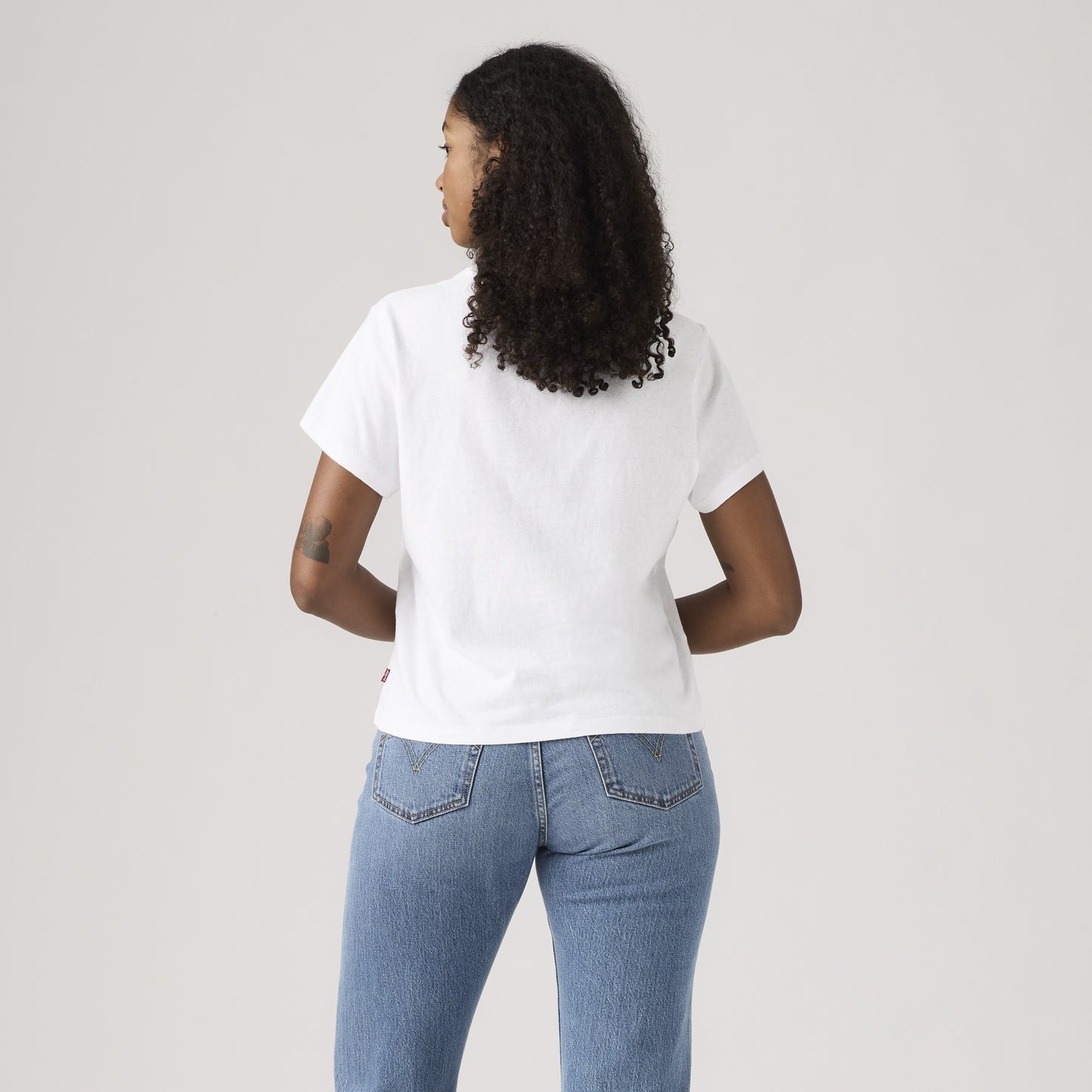Levi's® Women's Graphic Classic Tee