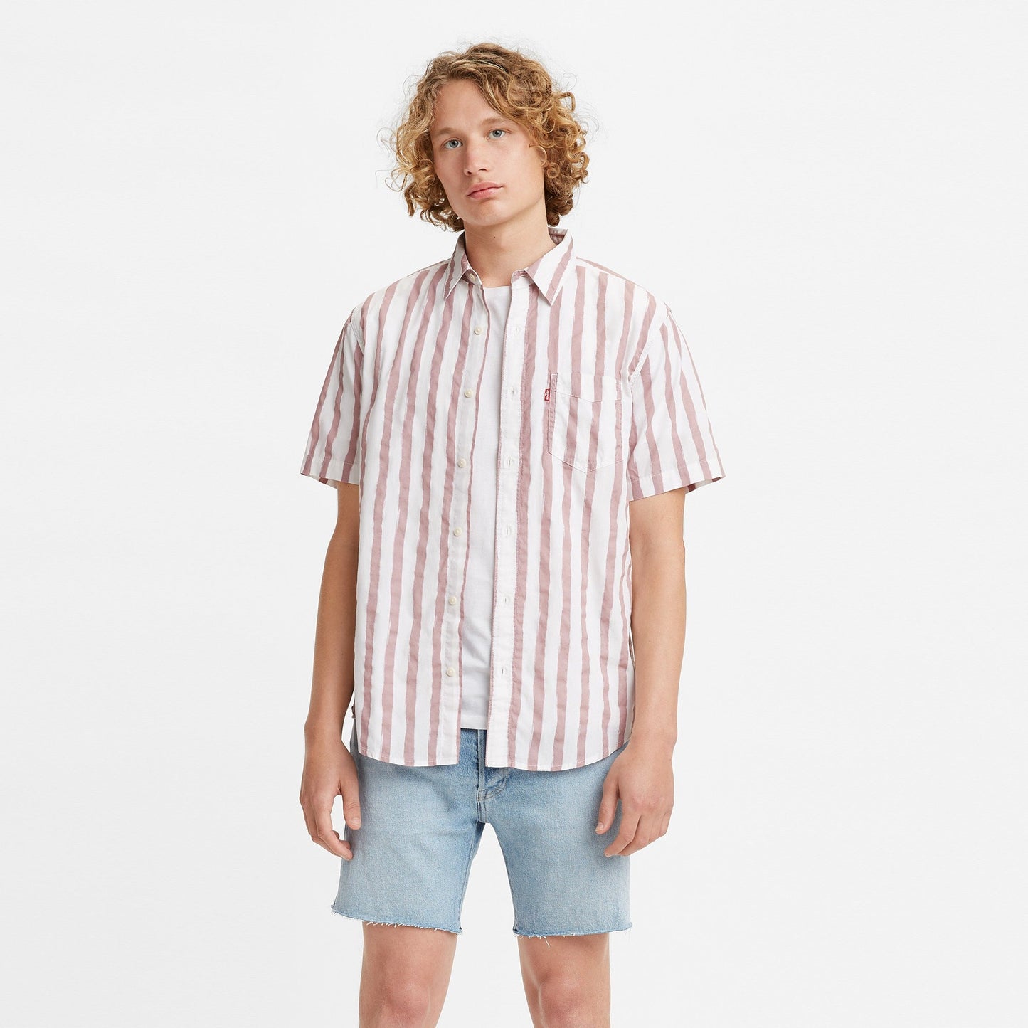 Levi's® Men's Denim Short Sleeve Standard Fit Sunset 1 Pocket Shirt