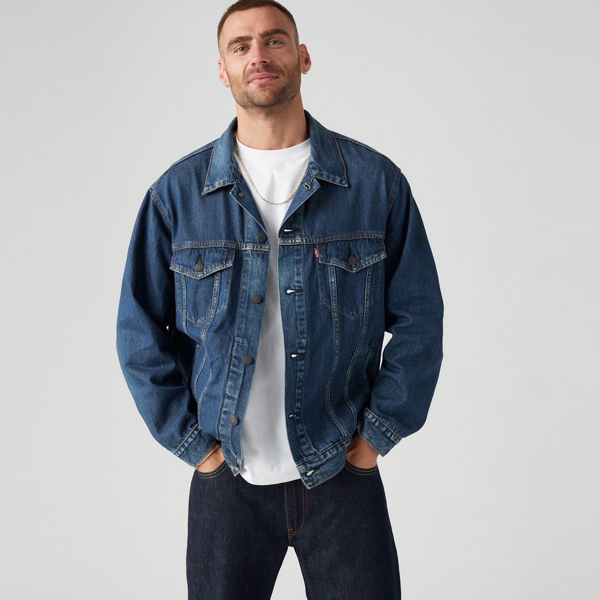 Levi s Men s Relaxed Trucker Jacket That Feels Light Levi s HK Levi s Hong Kong