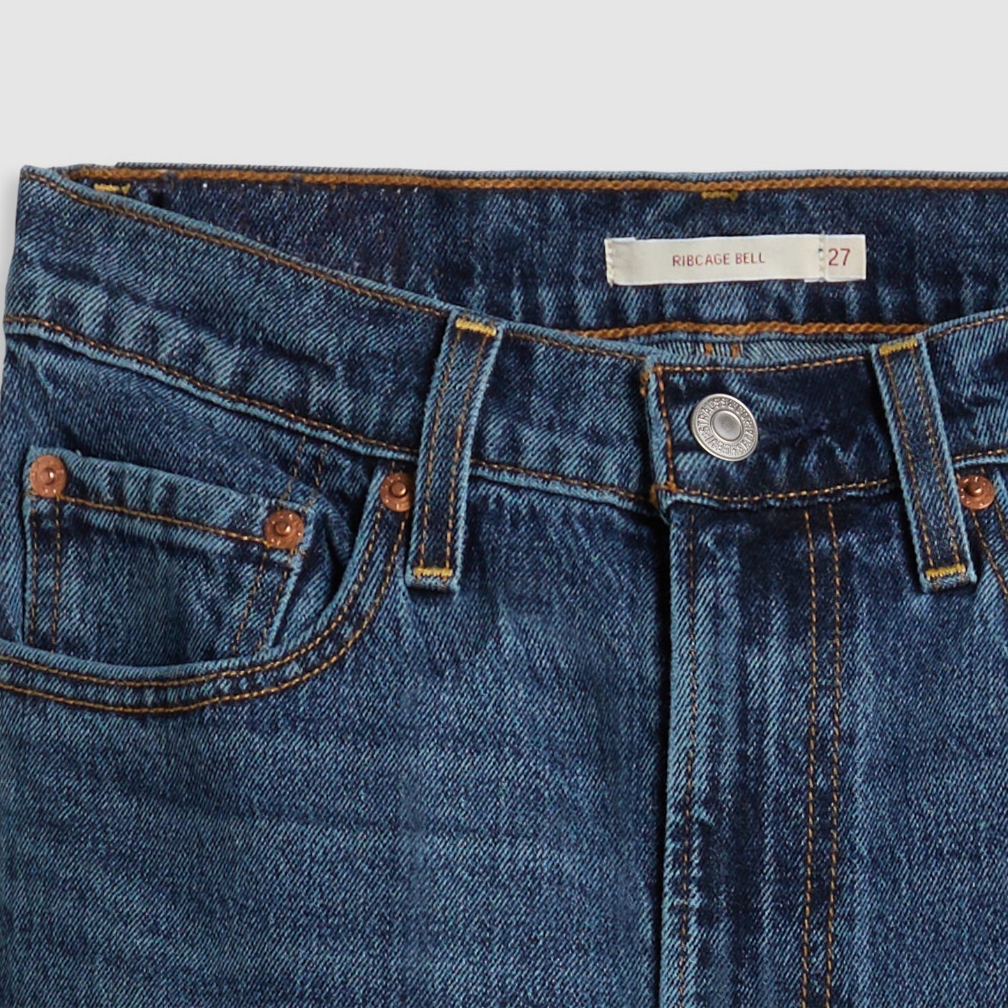 Levi's® 女士肋骨喇叭牛仔褲