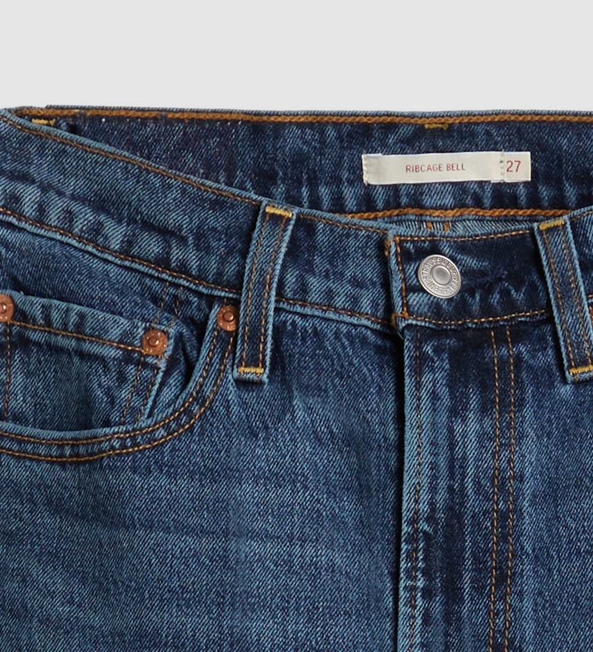 levi's® 女士肋骨喇叭牛仔褲 A750300192330 Romantic Story – Levi's 香港