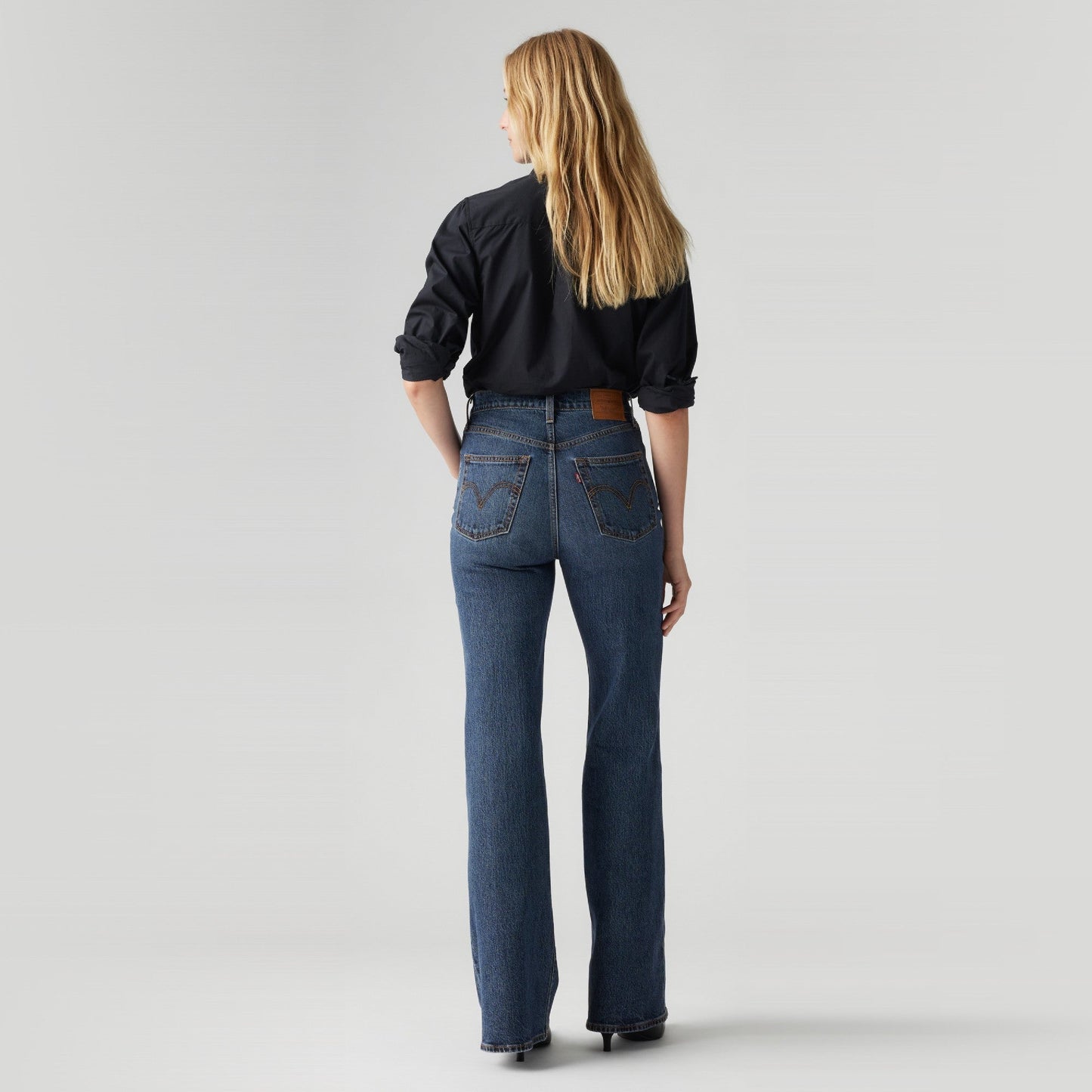 Levi's® 女士肋骨喇叭牛仔褲