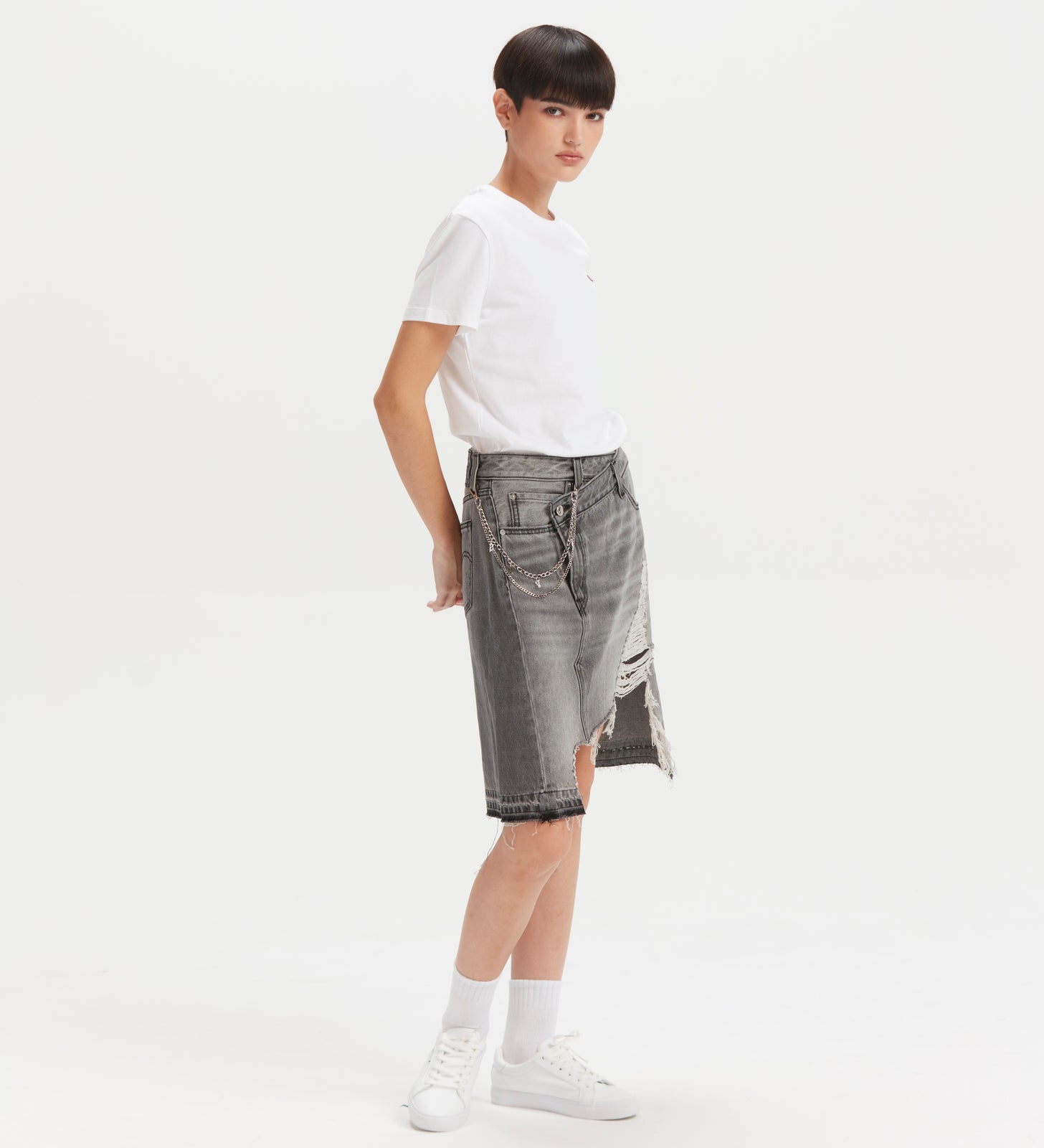 levi's® women's rock & roll distressed denim skirt 002Y9000024- Black – Levi's Hong Kong
