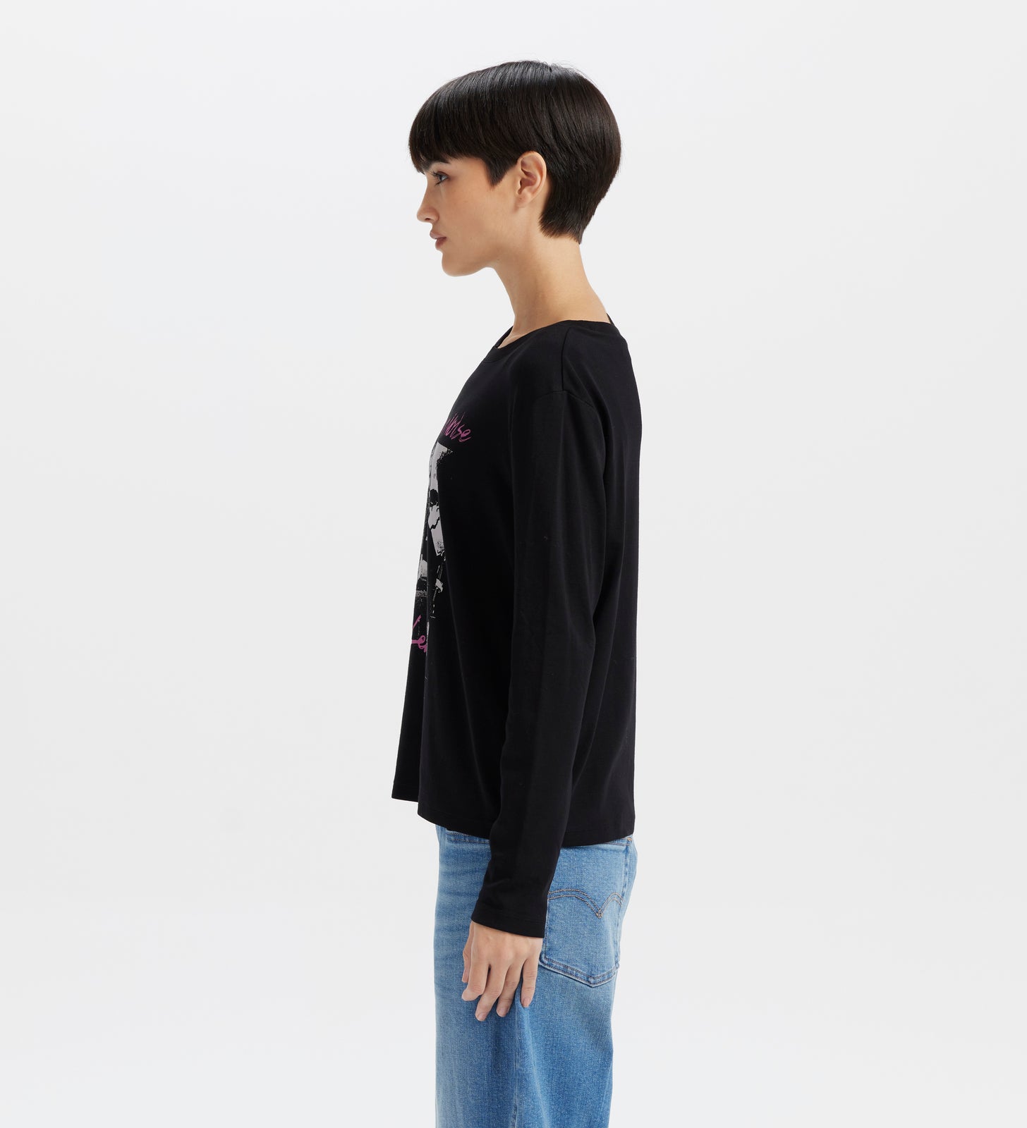 levi's® women's rock & roll long sleeve t-shirt 002YM0000XS- Black – Levi's Hong Kong