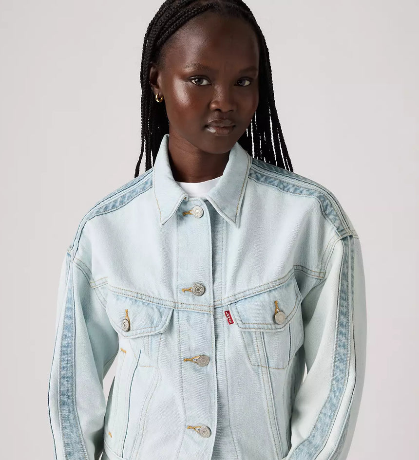 levi's® women's shrunken '90s trucker jacket 003S90000XS- Medium Indigo – Levi's Hong Kong