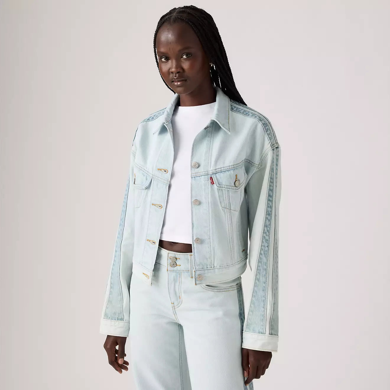 levi's® women's shrunken '90s trucker jacket 003S90000XS- Medium Indigo – Levi's Hong Kong