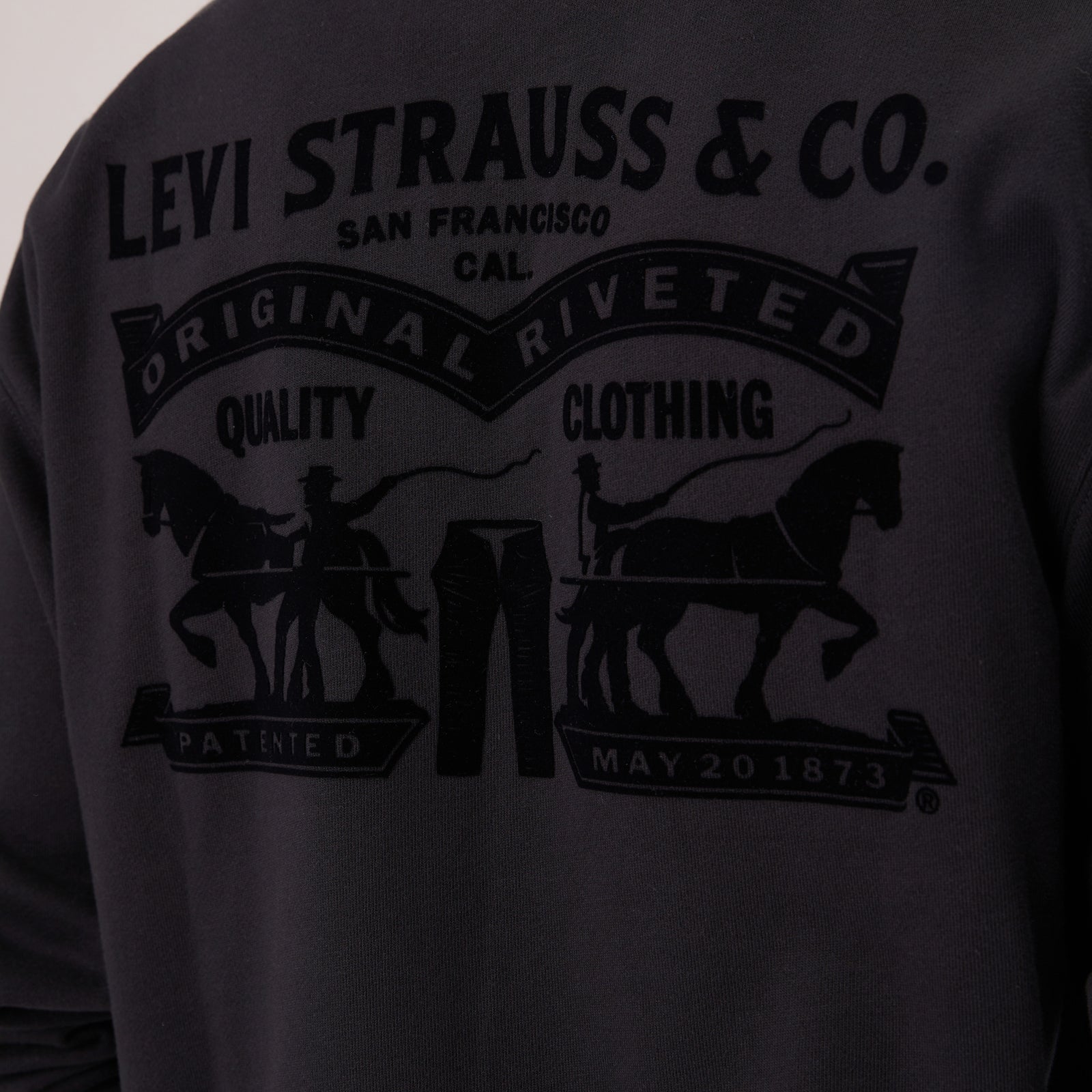 levi's® men's cny relaxed crew sweatshirt 006P50001XS- Black – Levi's Hong Kong