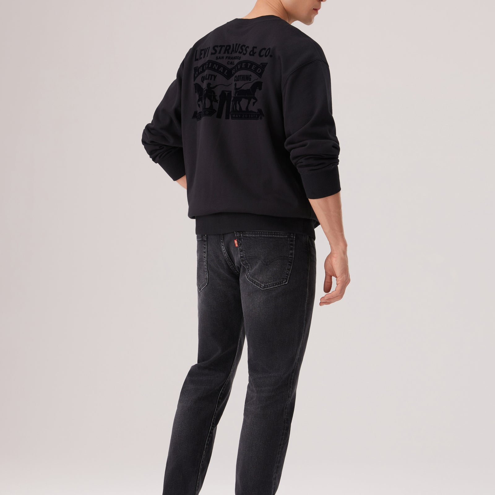 levi's® men's cny relaxed crew sweatshirt 006P50001XS- Black – Levi's Hong Kong