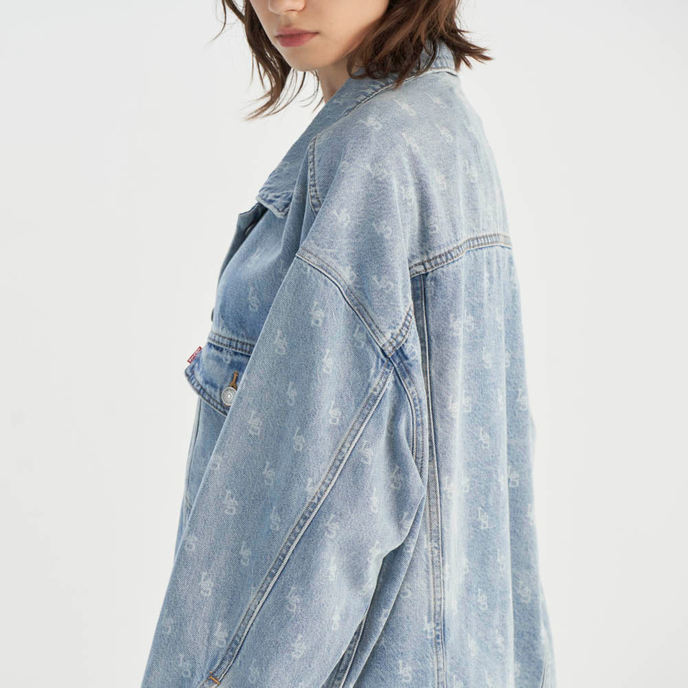 Levi's® Women's Loose-Fit Printed Denim Jacket