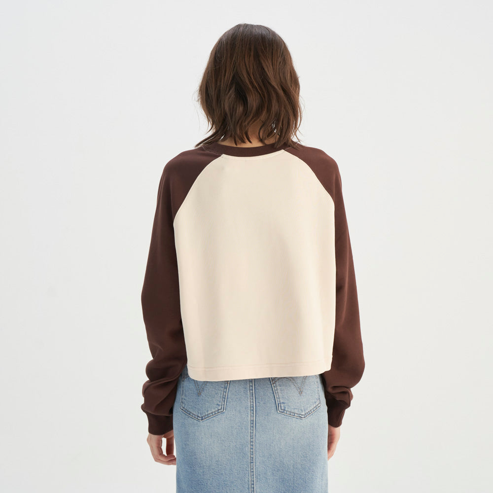 levi's® women's color-block graphic sweatshirt 0016B0001XXS- Red – Levi's Hong Kong