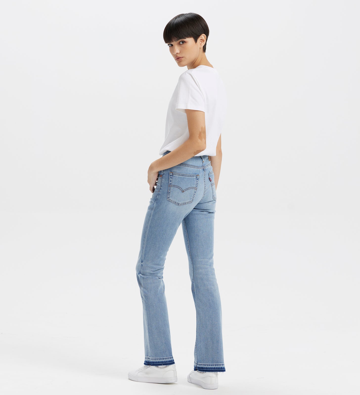 levi’s® 725™ 高腰靴型剪裁牛仔褲 | 女裝 1875902582528 Indigo – Levi's 香港