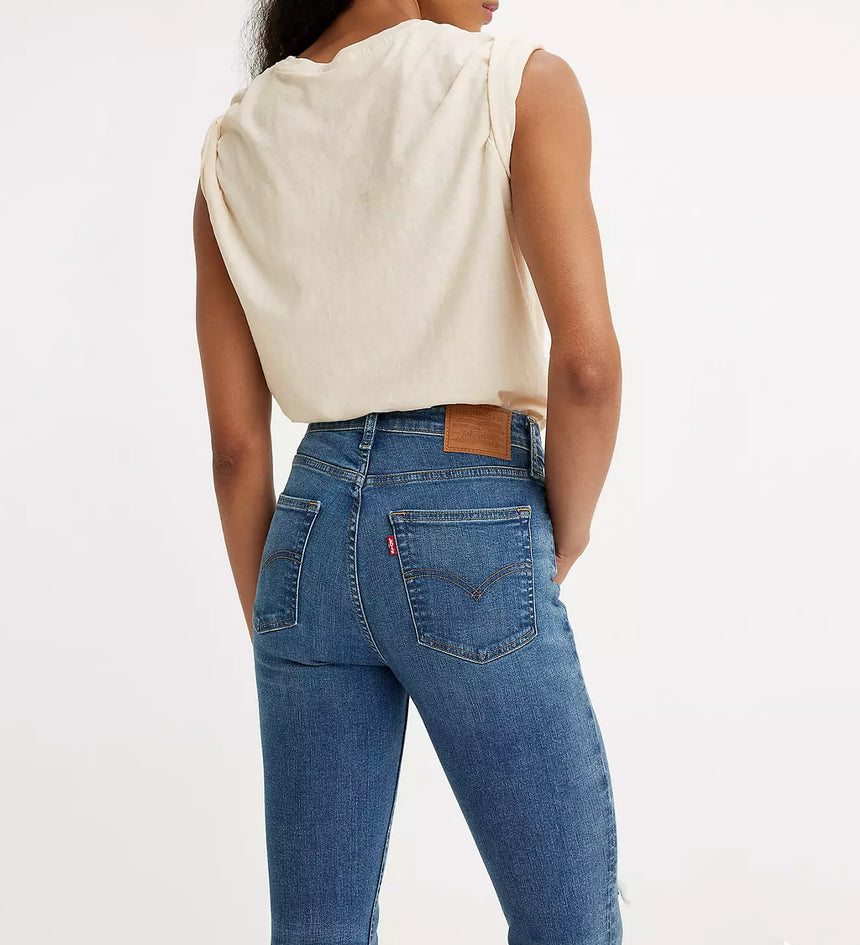 levi’s® cassandra says jeans 1888205542428 Medium Indigo – Levi's Hong Kong