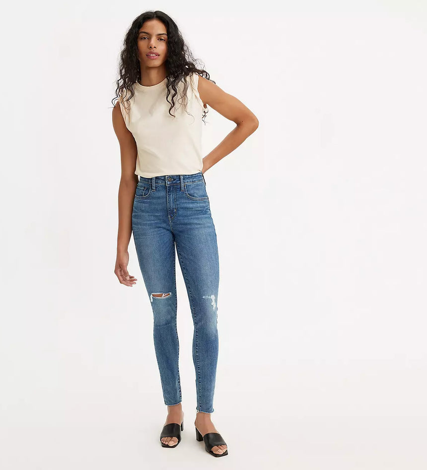 levi’s® cassandra says jeans 1888205542428 Medium Indigo – Levi's Hong Kong