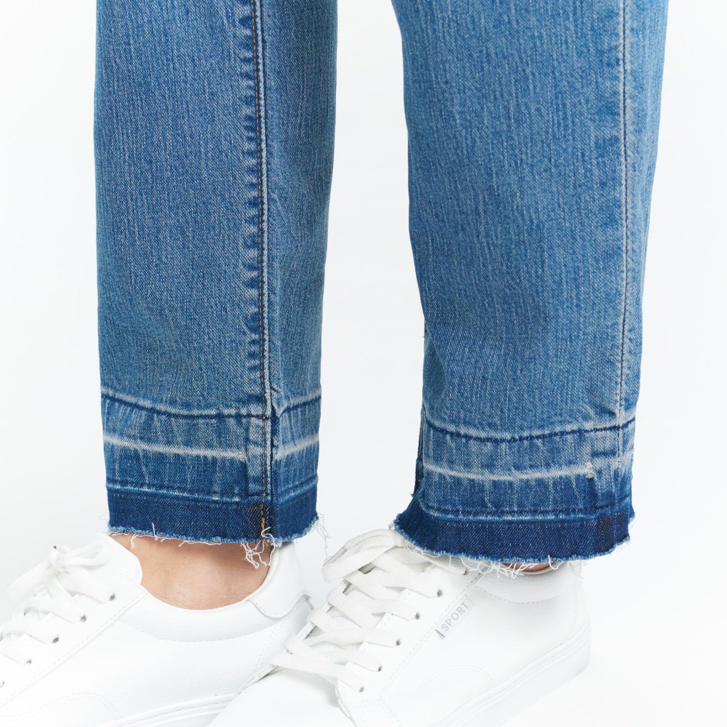 levi’s®  women's 724™ performance cool high-waisted straight jeans 1888303892730 Indigo – Levi's Hong Kong
