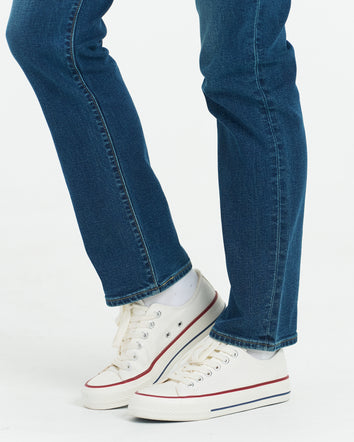 levi's® performance warm 724™ high-waisted straight jeans 1888304342530 Indigo  – Levi's Hong Kong