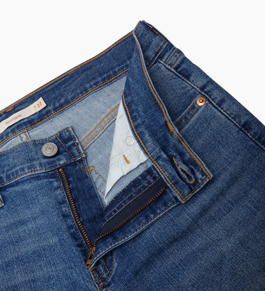 levi's® women's mid-rise boyfriend jeans 1988702522327 Chase The Sun Cool – Levi's Hong Kong