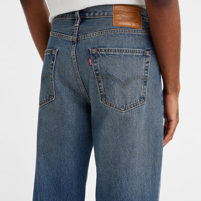 Levi's® 568 LOOSE STRAIGHT AISLE SEAT