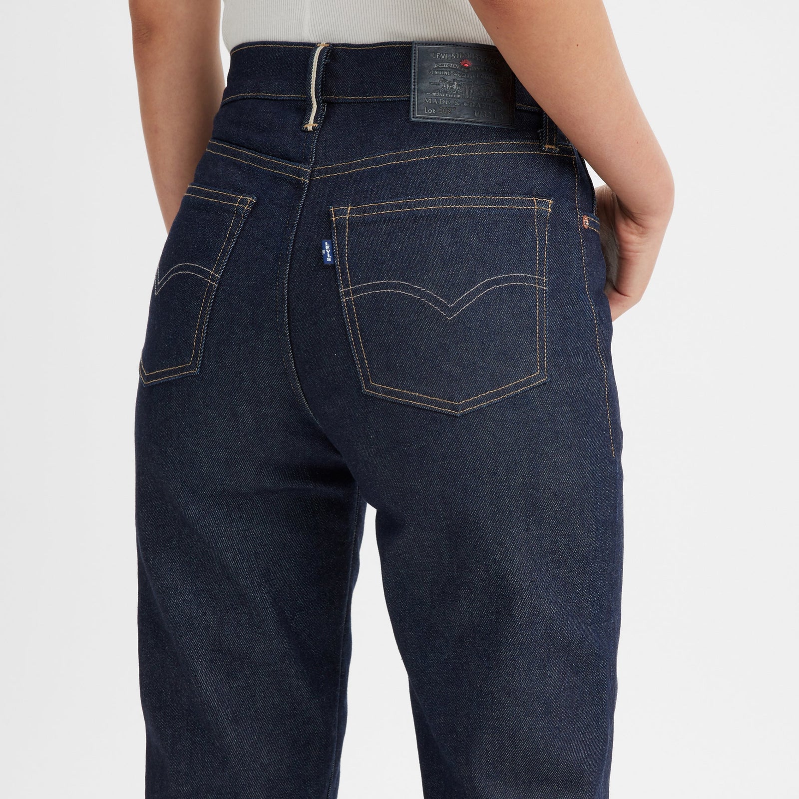 levi's® women's high-rise boyfriend jeans A589300002427 MOJ Ink Rinse Dark – Levi's Hong Kong