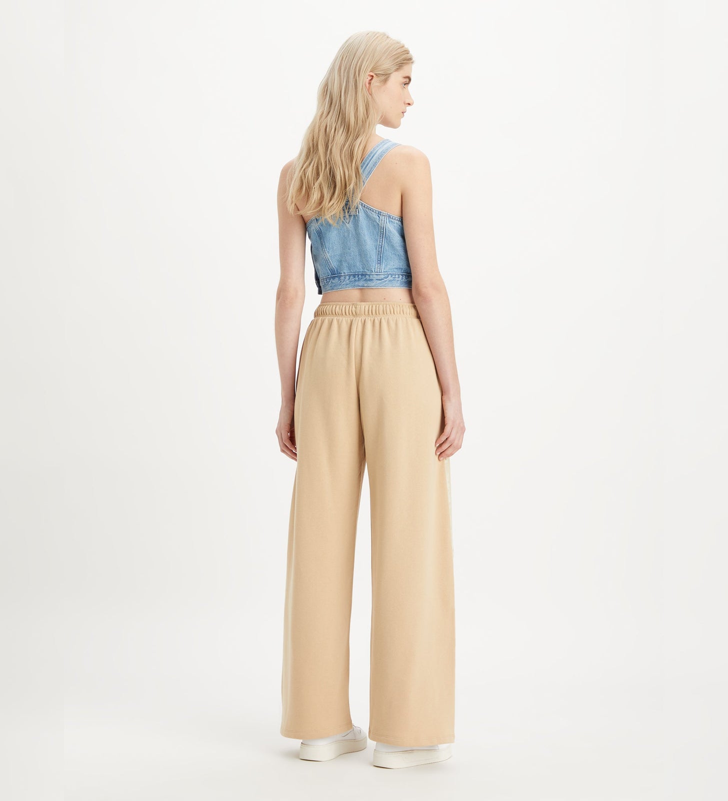 levi's® 寬鬆運動褲 | 女裝 A60760002S- Pant Minimal Sport Logo Taping Warm Sand - Neutral – Levi's 香港