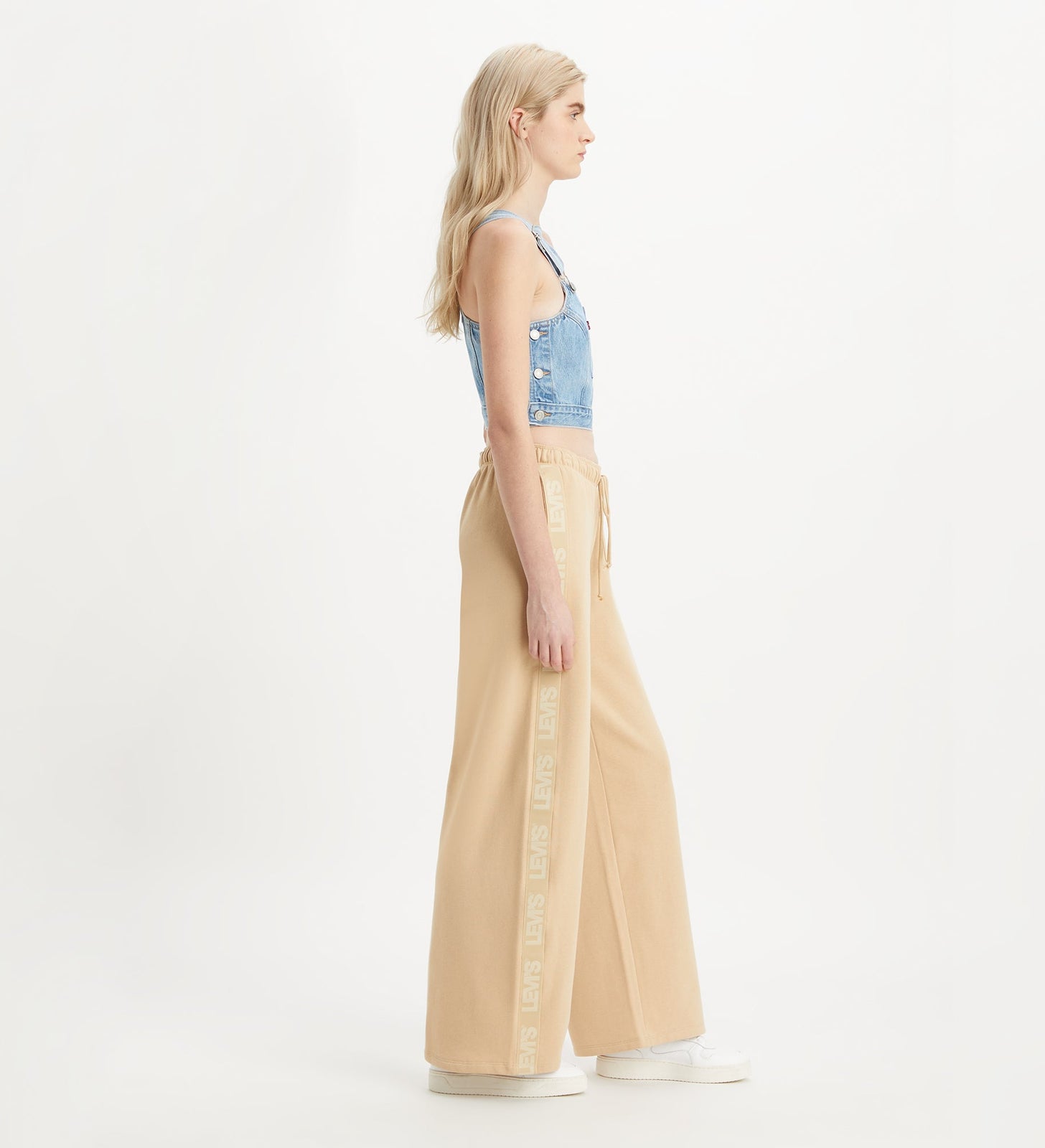 levi's® 寬鬆運動褲 | 女裝 A60760002S- Pant Minimal Sport Logo Taping Warm Sand - Neutral – Levi's 香港