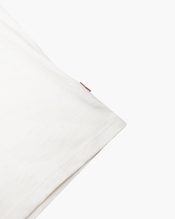 levi’s®  perfect t-shirt | 女裝 173692189L- Seasonal Batwing Shine Gardenia - Neutral  – Levi's 香港