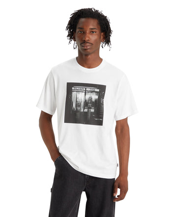 levi's® 寬鬆剪裁短袖圖案t恤 | 男裝 161431397S- Phone Booth Relaxed Fit Tee White+ - White  – Levi's 香港