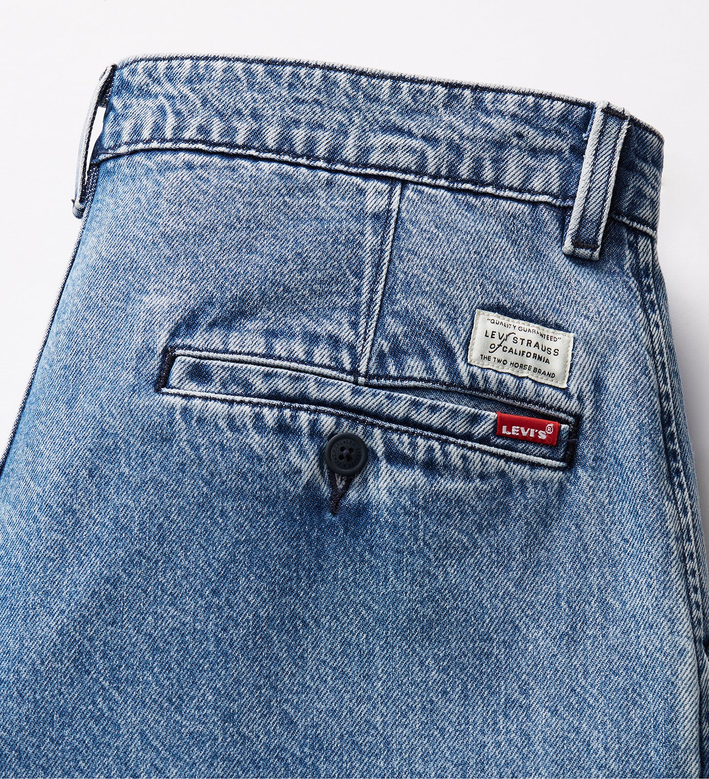 levi's® men's xx chino loose straight pleated pants A921100083032 Quarter Past Mid-Wash Denim – Levi's Hong Kong