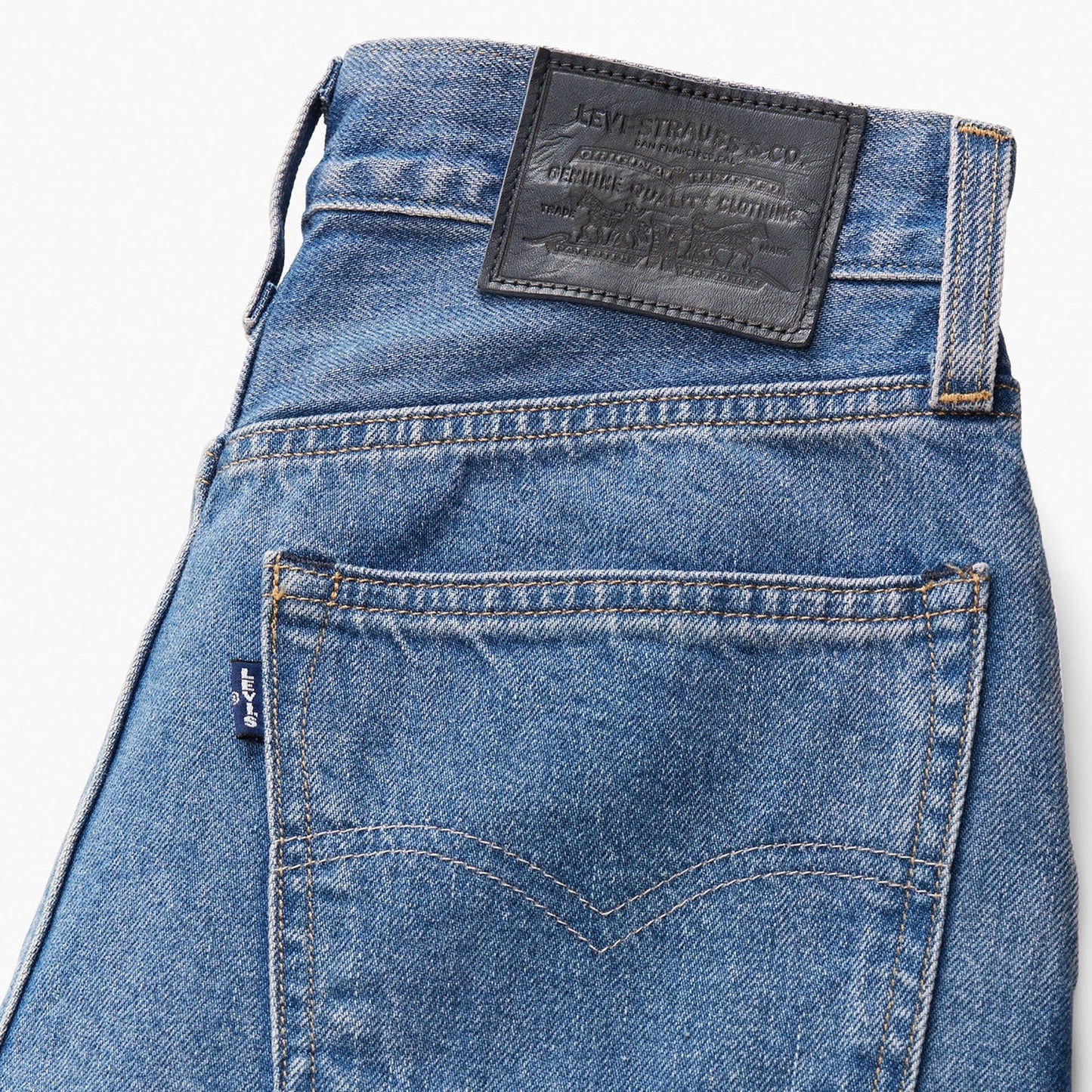 Levi’s® Women’s High-Waisted Boyfriend Jeans