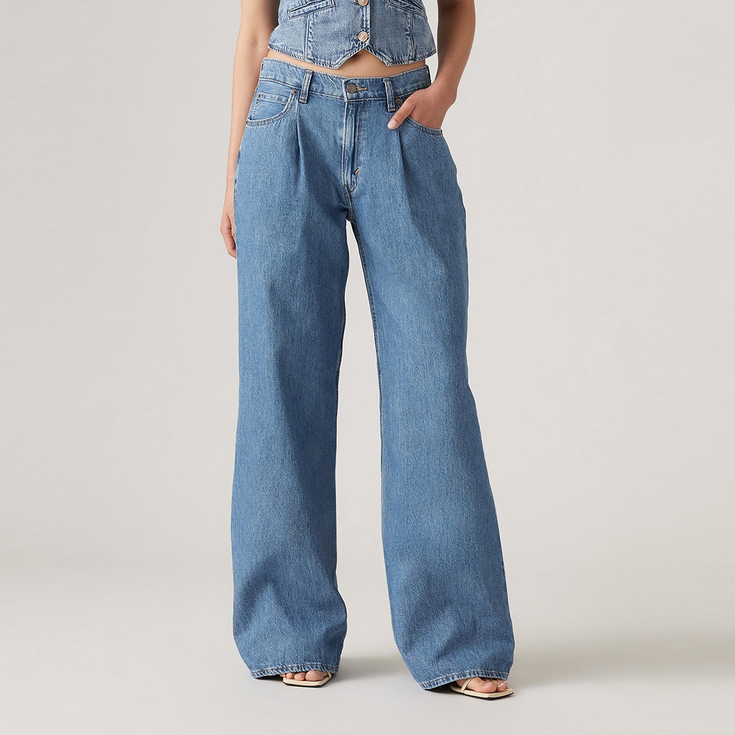 Levi's® Women's Baggy Dad Wide-Leg Jeans
