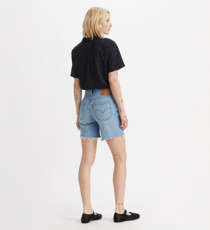 levi's® women's 501® mid-thigh shorts A9296000124- Light Indigo - Worn In – Levi's Hong Kong
