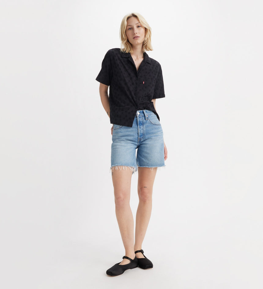 levi's® women's 501® mid-thigh shorts A9296000124- Light Indigo - Worn In – Levi's Hong Kong