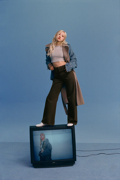 ROSÉ's Style Levi's® Women's Loose Boot Jeans