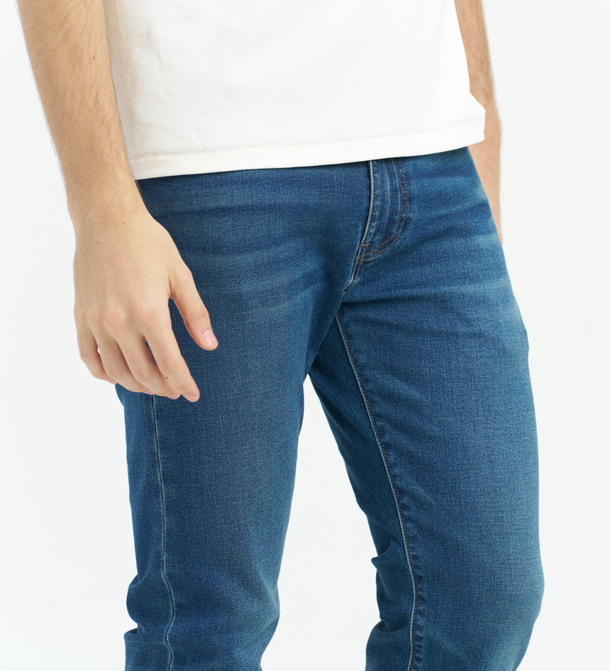 levi's® performance warm 502™ mid-rise comfort taper jeans 2950718232832 Dark Indigo – Levi's Hong Kong